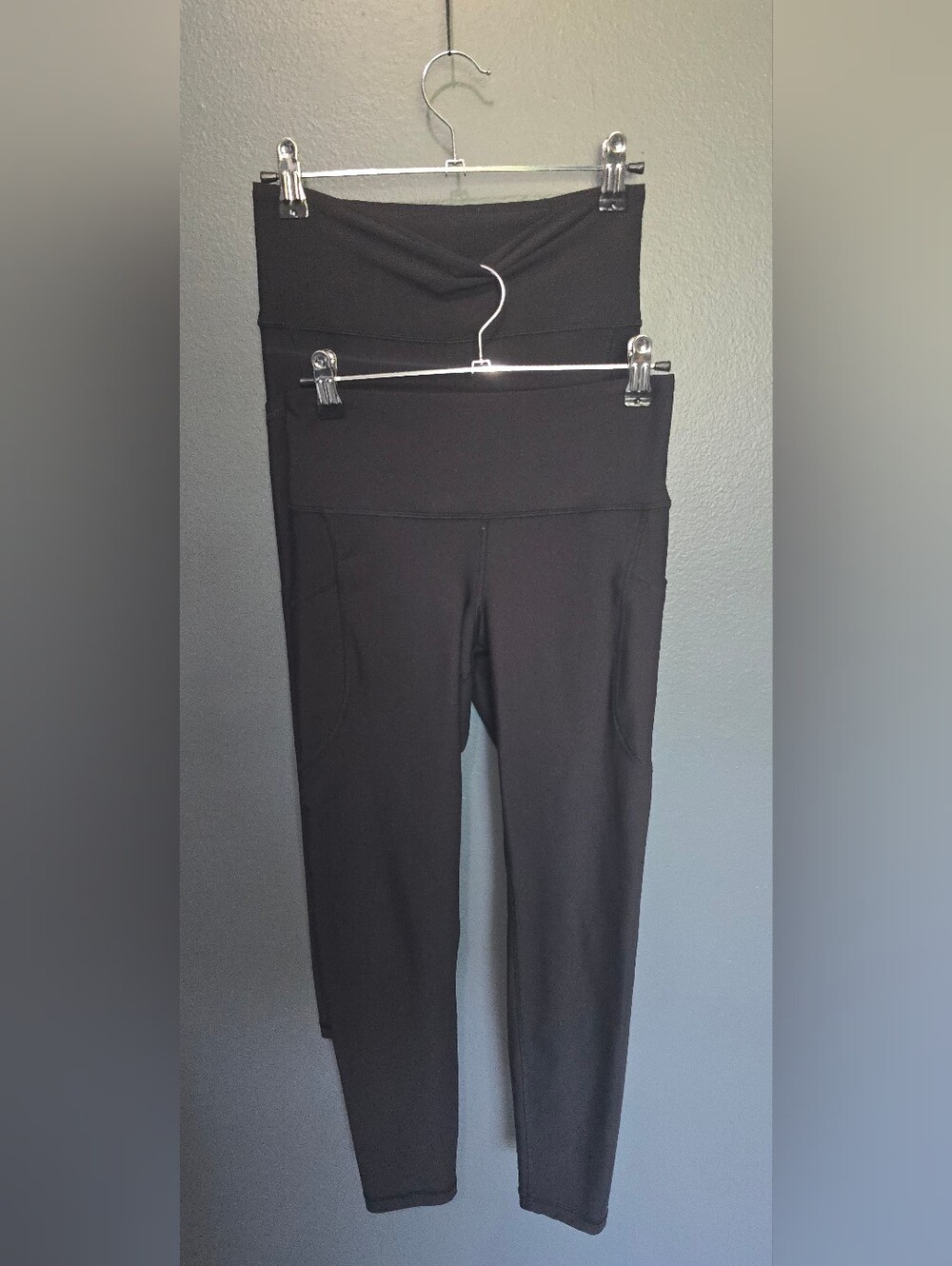 Old Navy Black High-Waist Leggings with Side Pockets Bundle Of 2